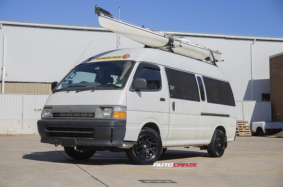 TOYOTA-HIACE-BULLY-KM708-SATIN-BLACK